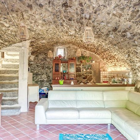 Maison Enchantée Capo di Ponte Esterno foto