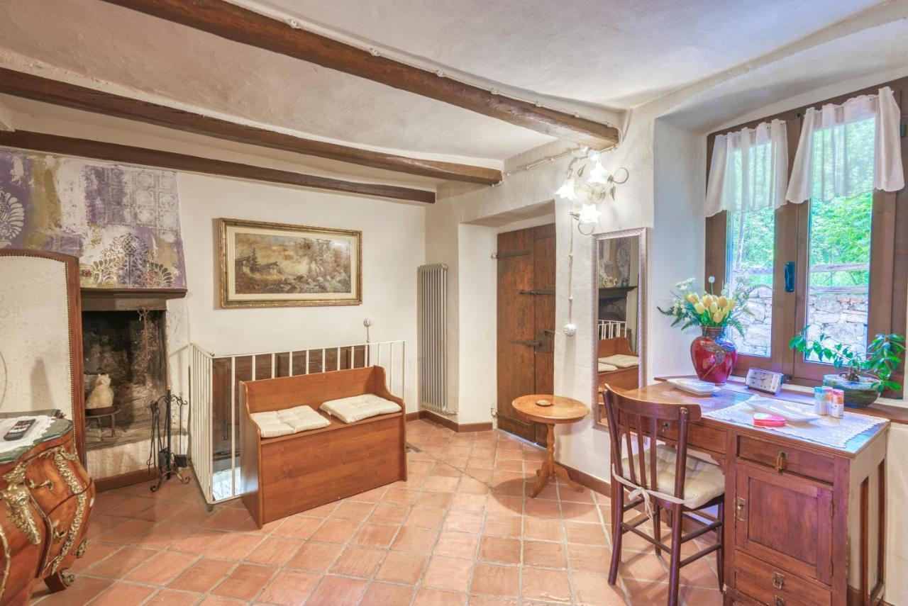 Maison Enchantée Capo di Ponte Esterno foto